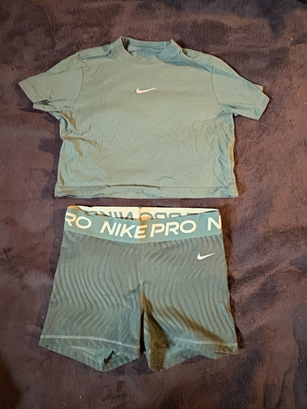 Nike Teal Green Crop Tee with Matching Pro Shorts